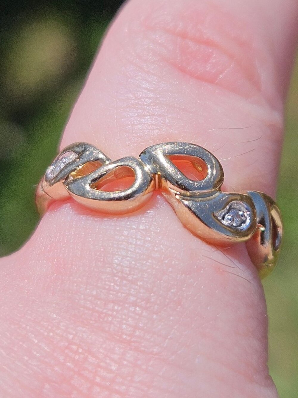 10K Yellow Gold Open Hole Teardrop Style Link Diamond Band Ring Size 6.5